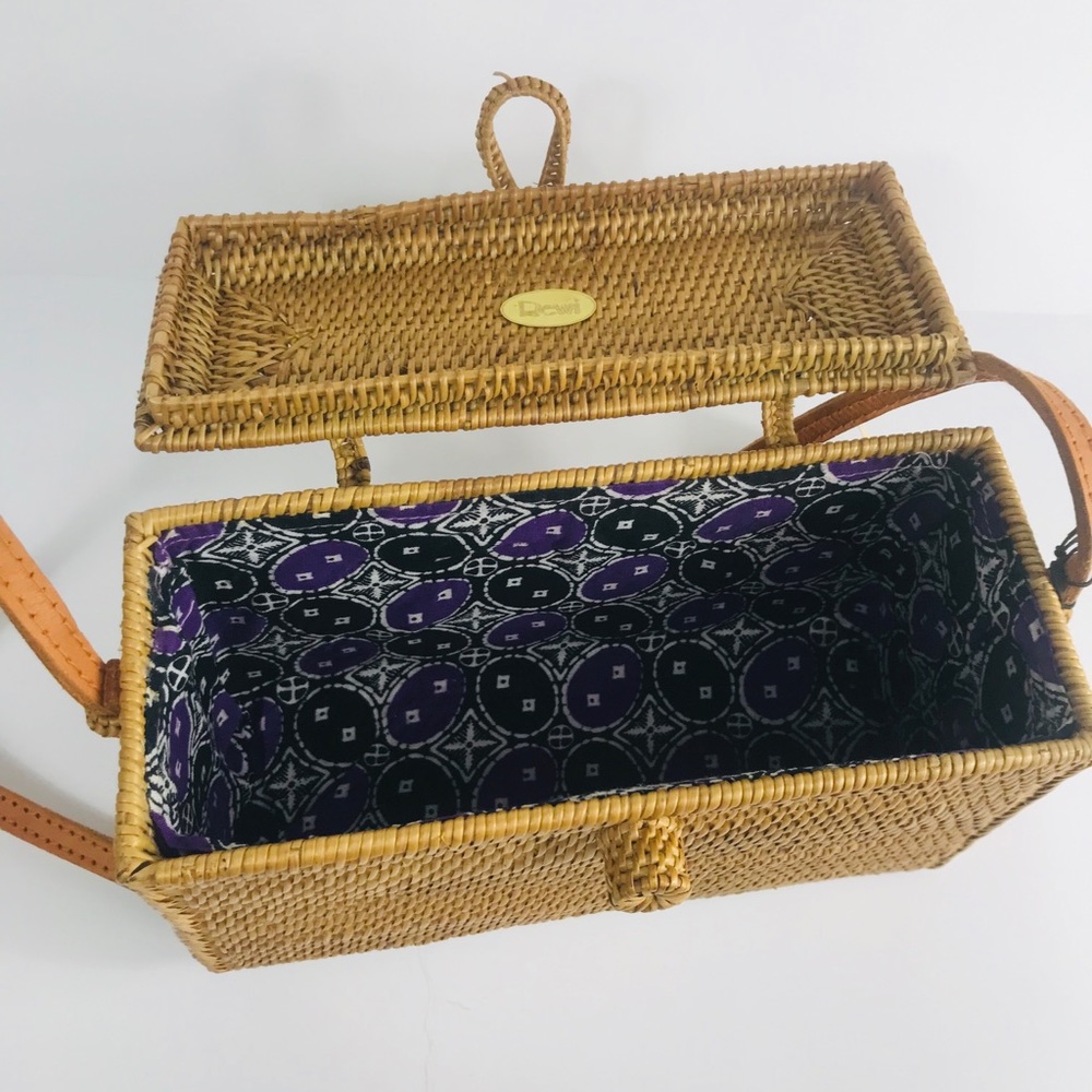 Handcrafted woven bag - Picture 4 of 6